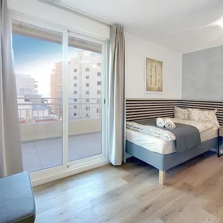 Maestroparada Beachfront Terrace Lejlighed Torrevieja